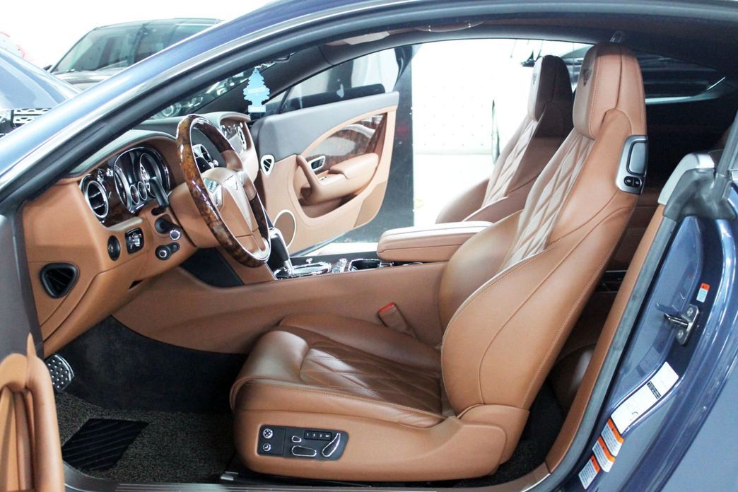 Bentley Continental 2015