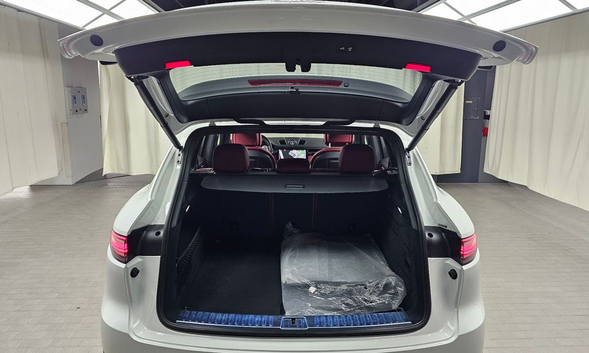 Porsche Cayenne 2020
