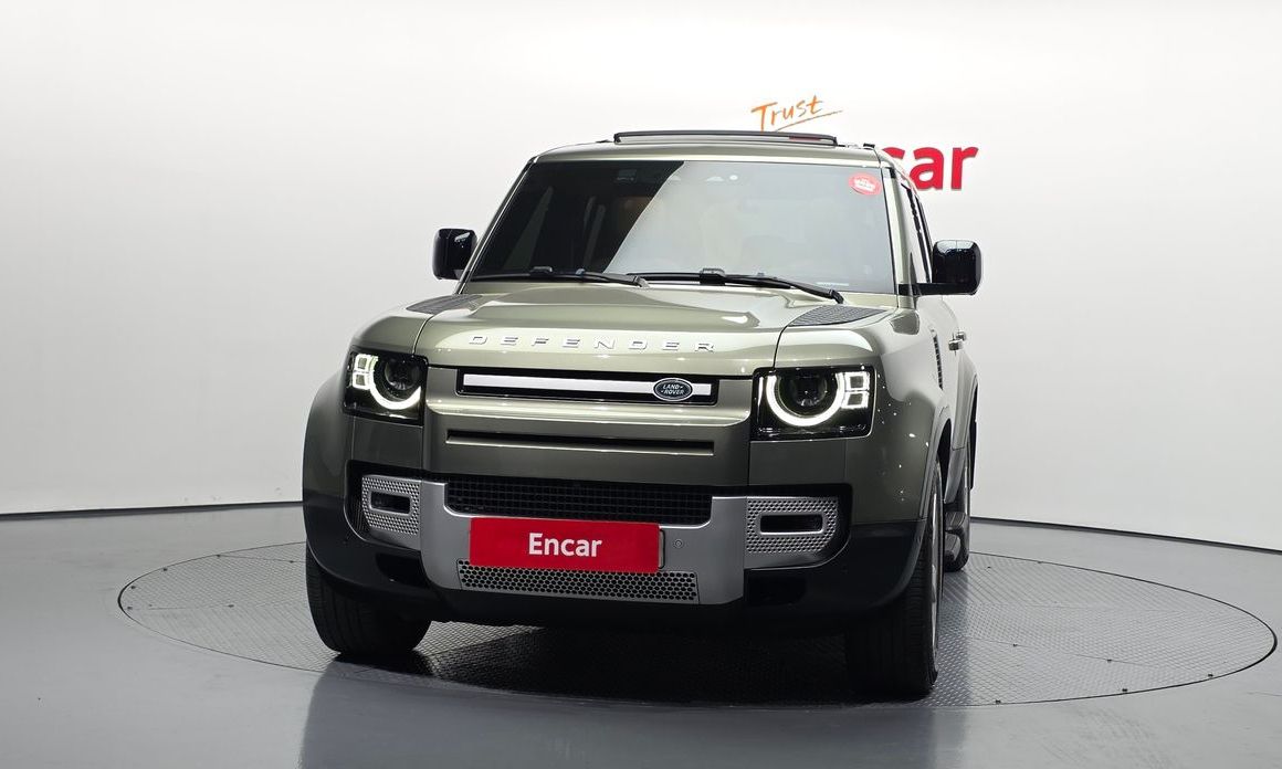 Land Rover Defender 2023