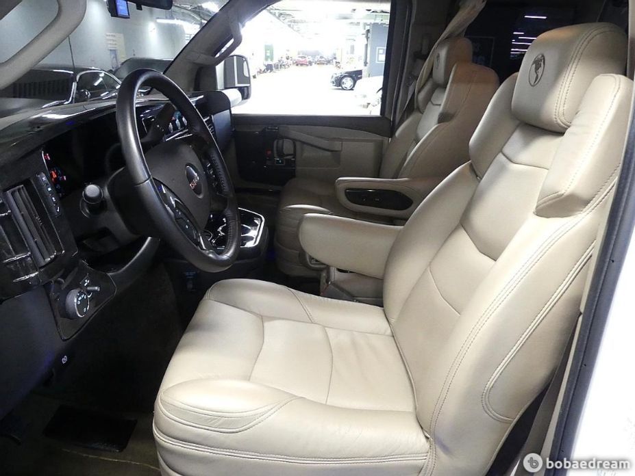 GMC Savana 2022