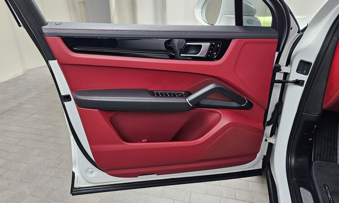 Porsche Cayenne 2020