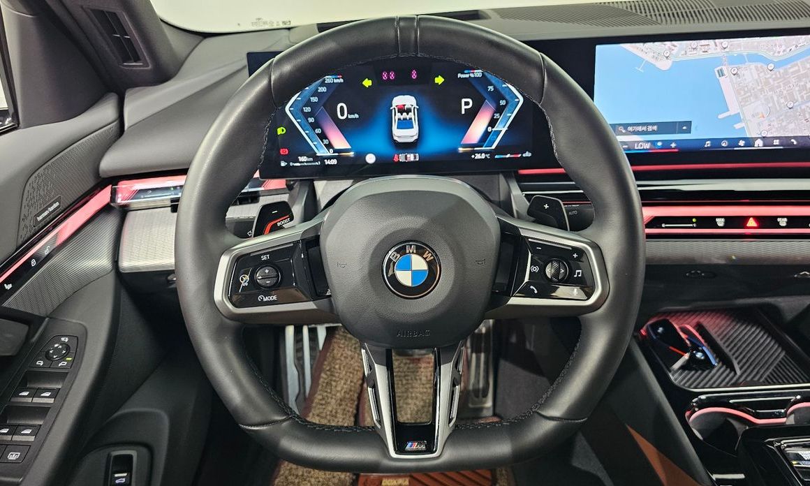 BMW 5-Series 2024