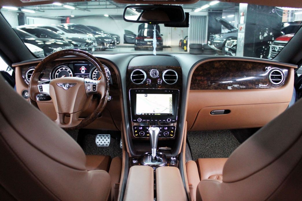 Bentley Continental 2015
