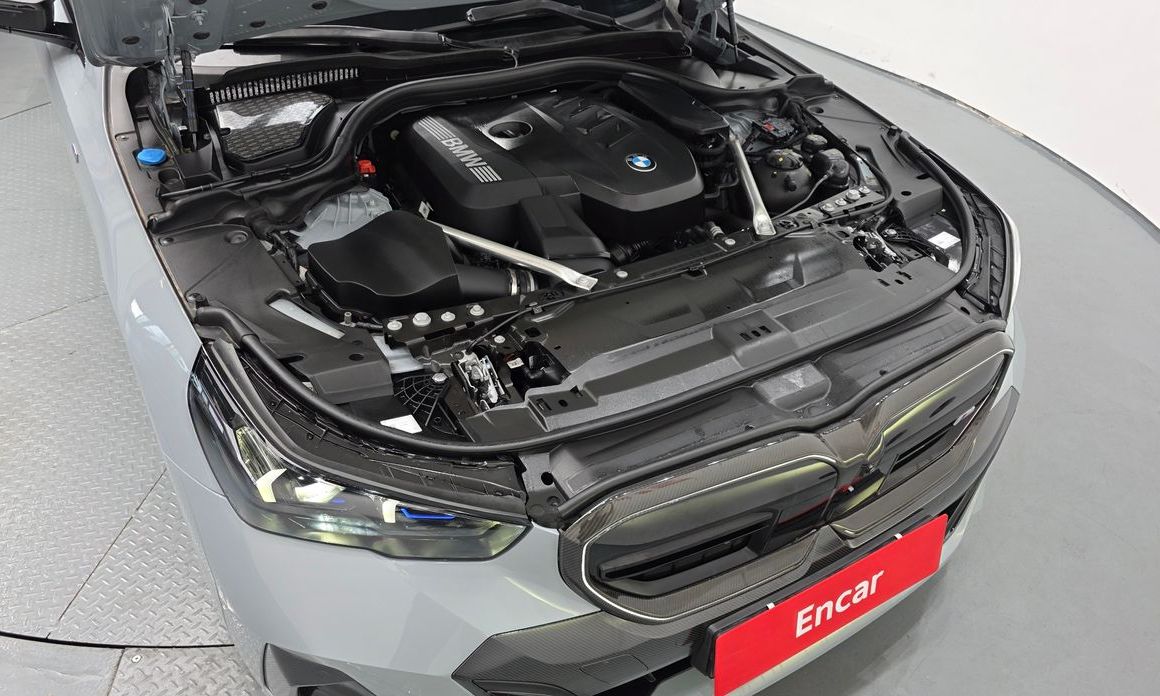BMW 5-Series 2025