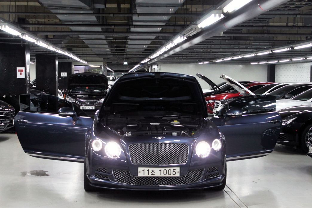 Bentley Continental 2015