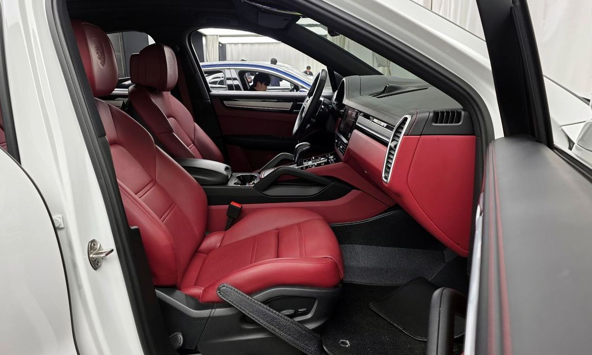 Porsche Cayenne 2023