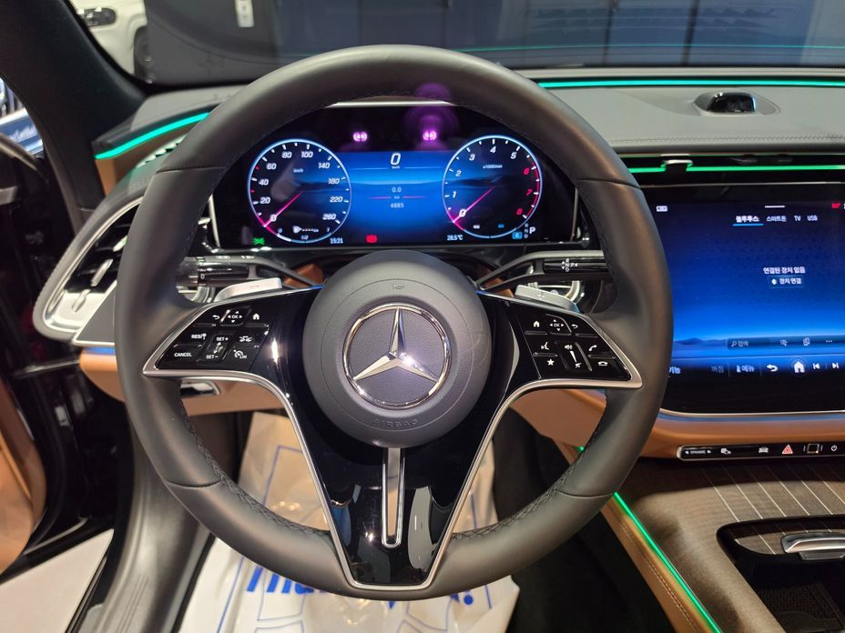 Mercedes-Benz E-Class 2026