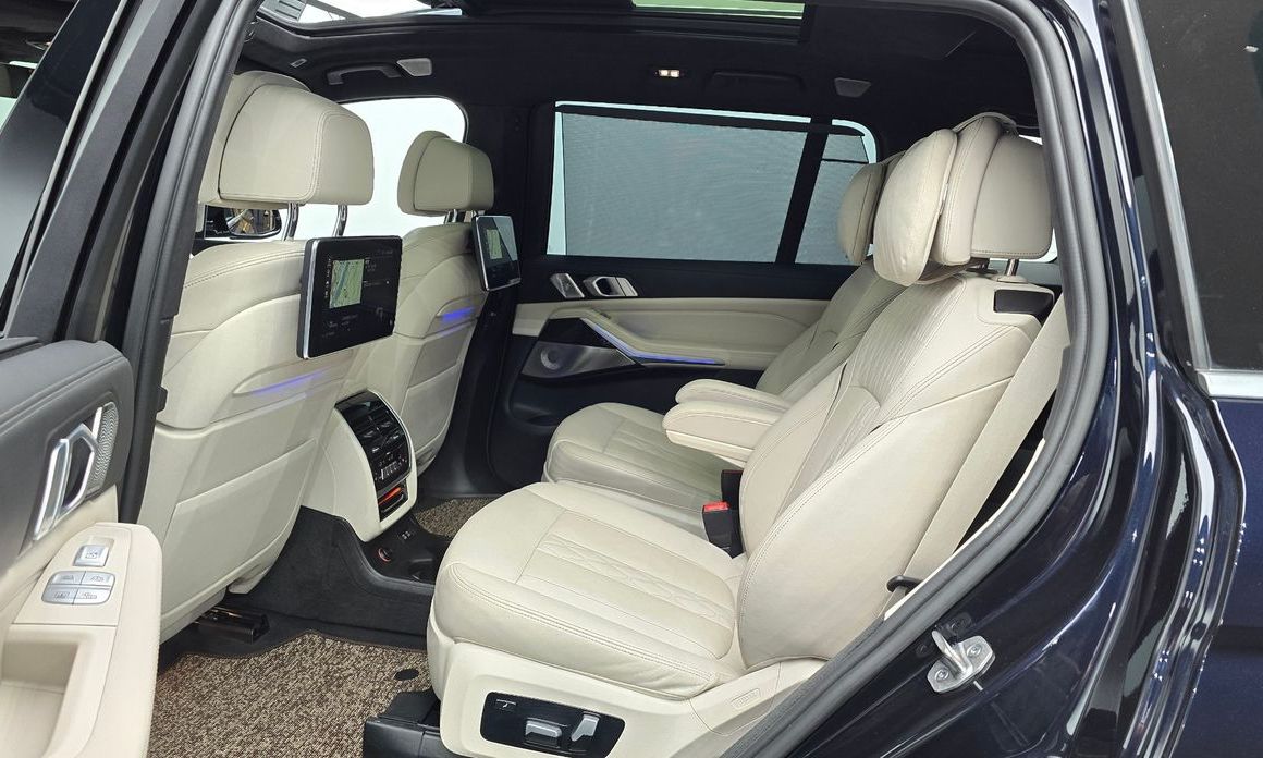 BMW X7 2021