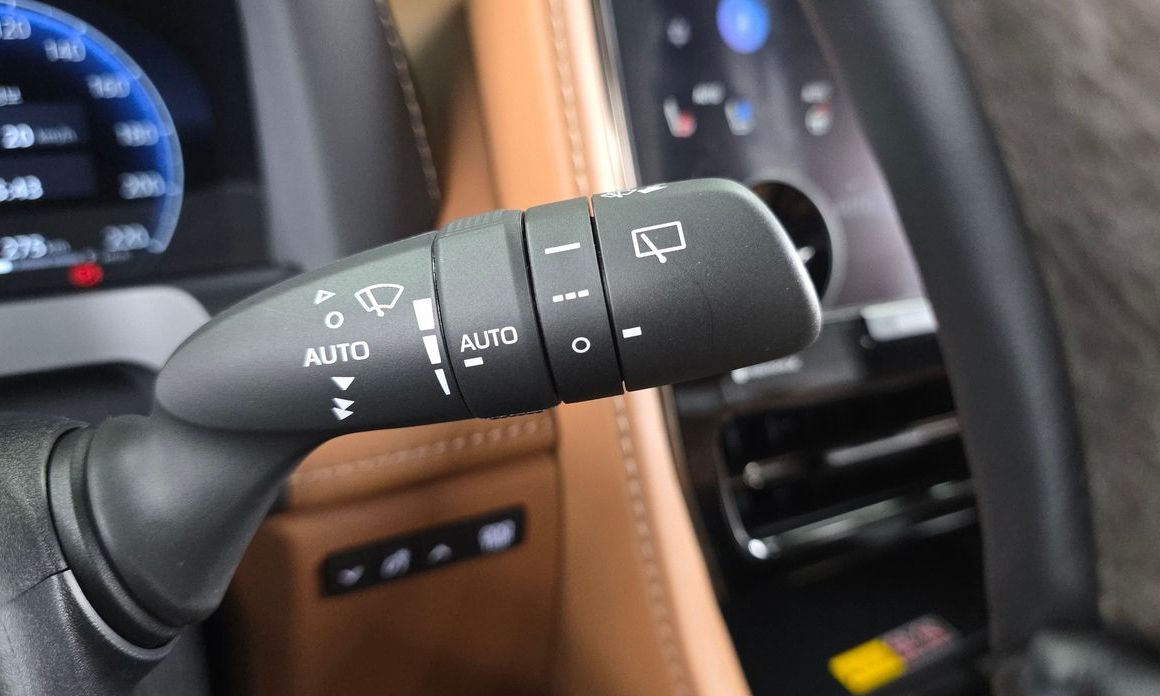 Toyota Alphard 2024