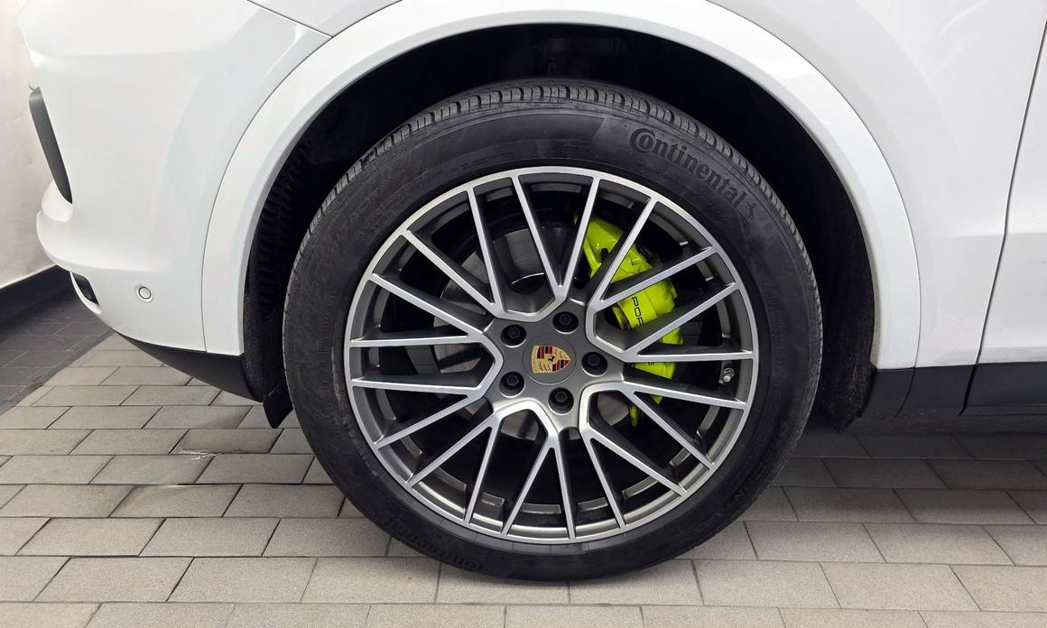 Porsche Cayenne 2023