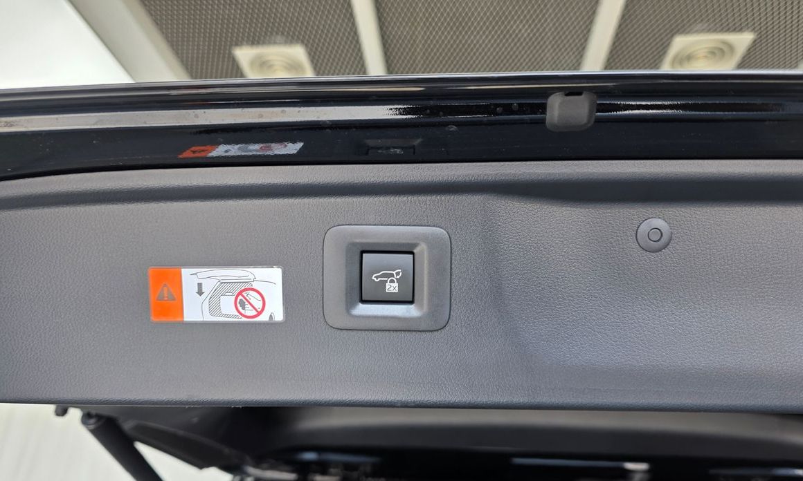 Toyota Alphard 2024