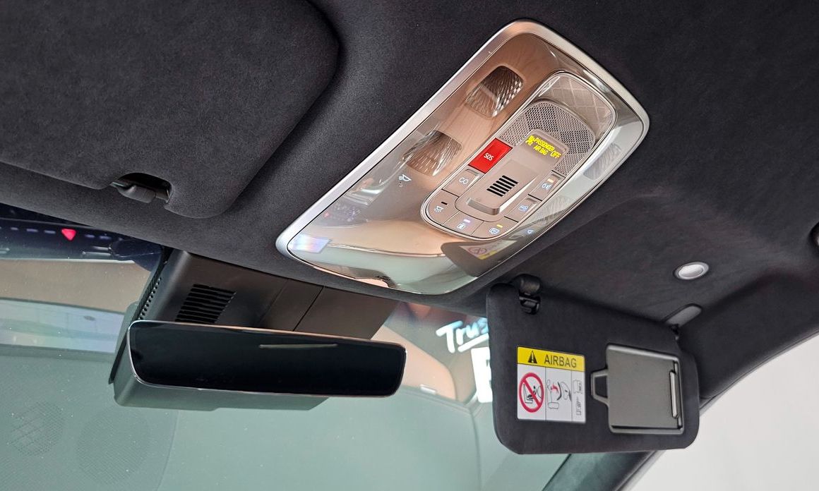 Genesis GV70 2025