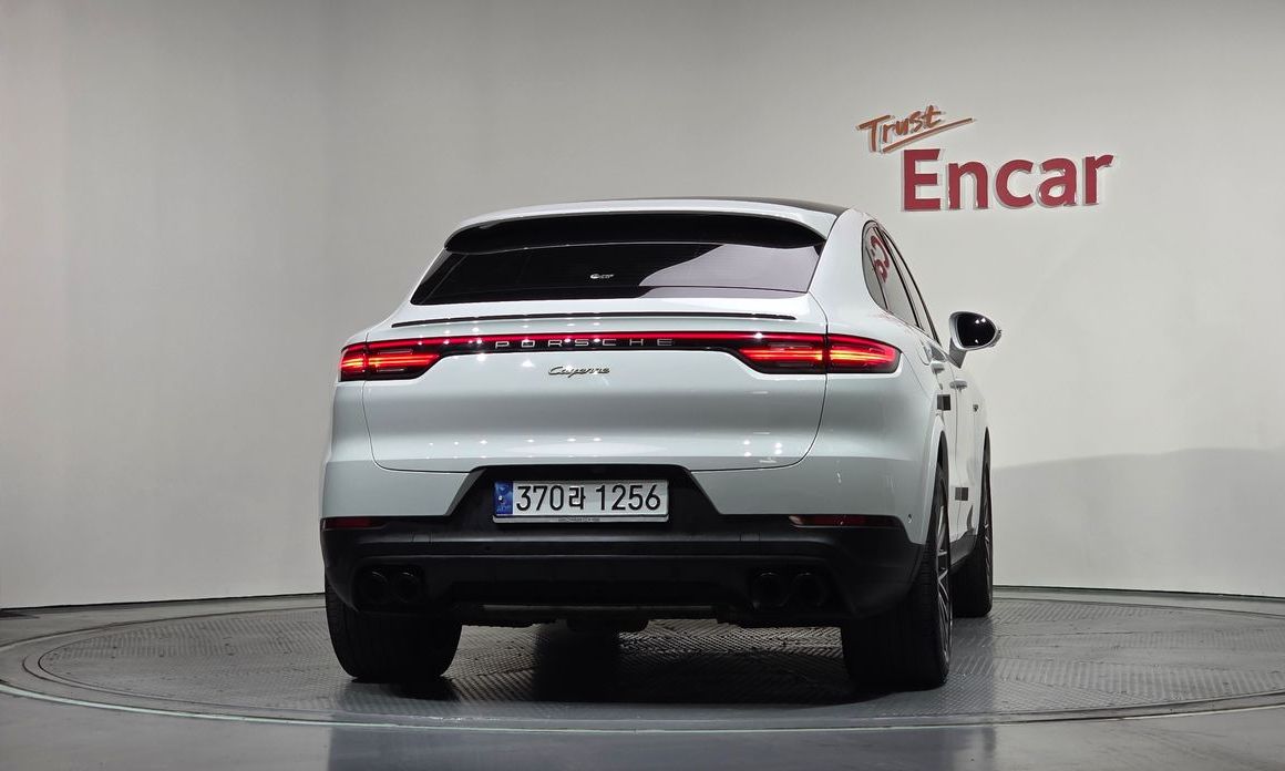 Porsche Cayenne 2023
