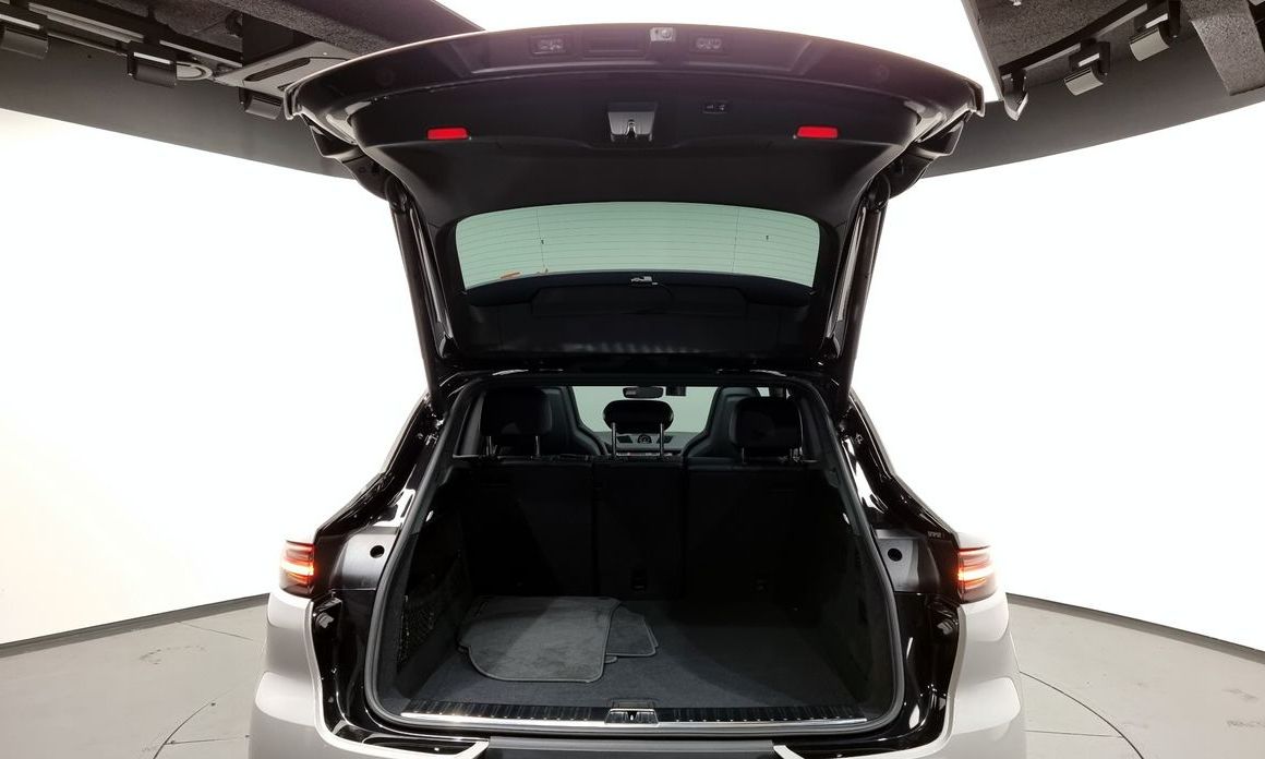 Porsche Cayenne 2020