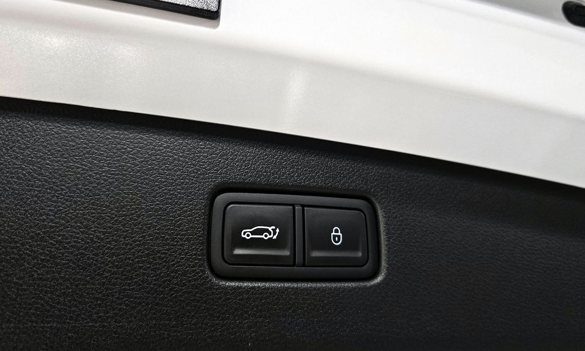 Genesis GV70 2025