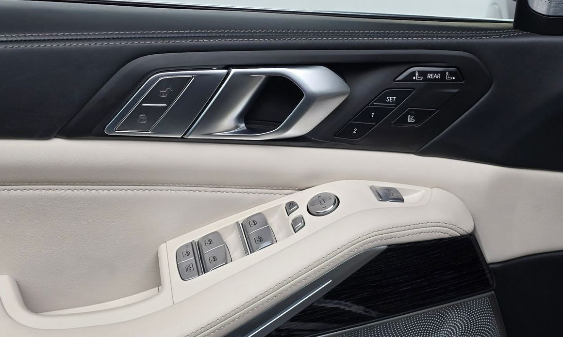 BMW X7 2021