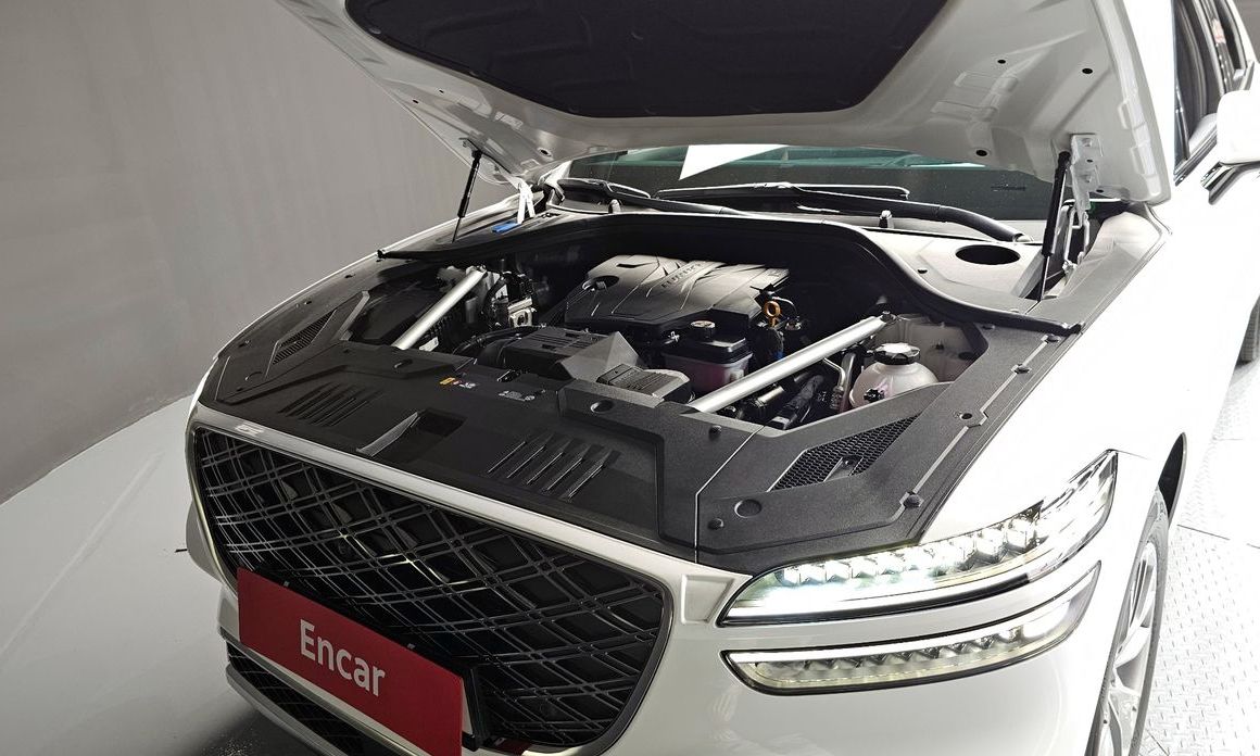 Genesis GV70 2025