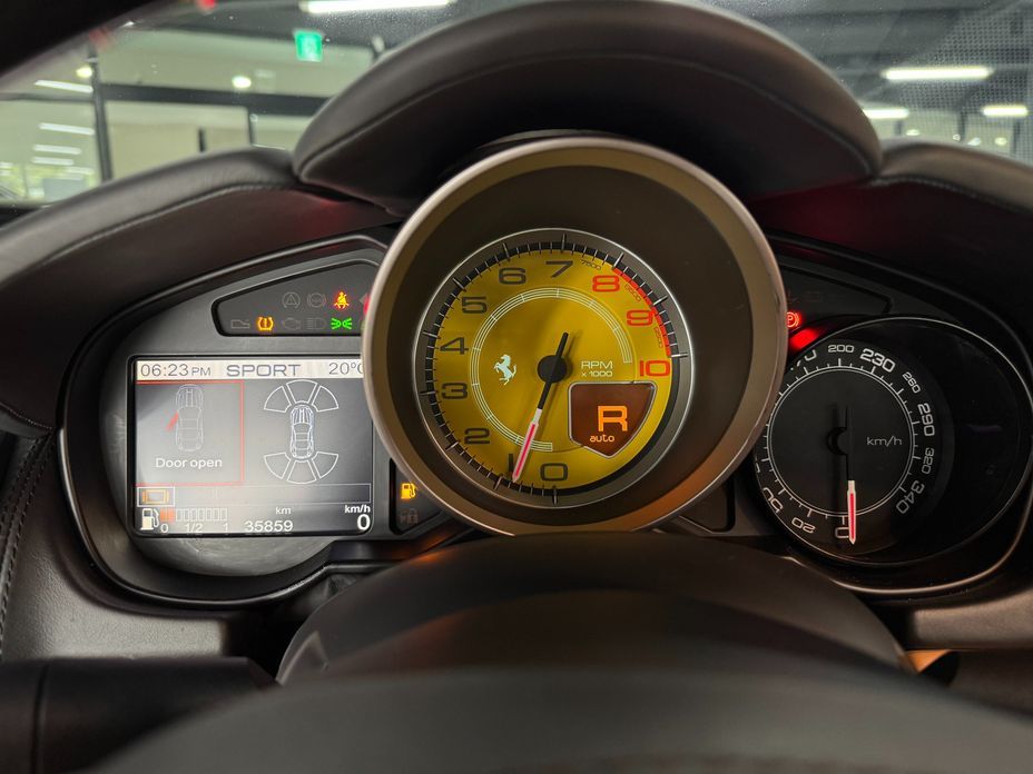 Ferrari California 2010
