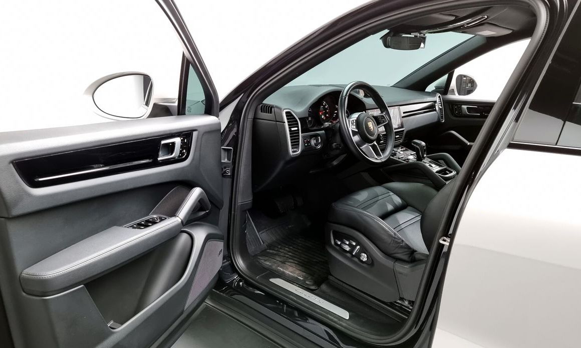Porsche Cayenne 2020