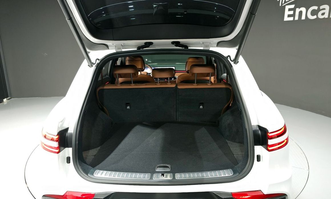 Genesis GV70 2025