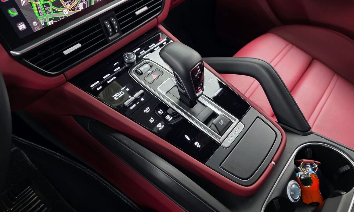 Porsche Cayenne 2023