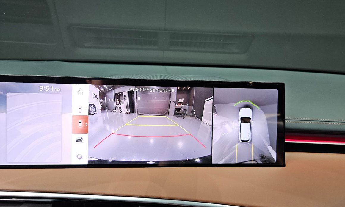 Genesis GV70 2025