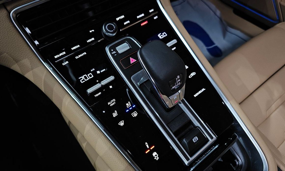 Porsche Panamera 2023