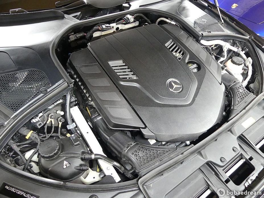 Mercedes-Benz S-Class 2023