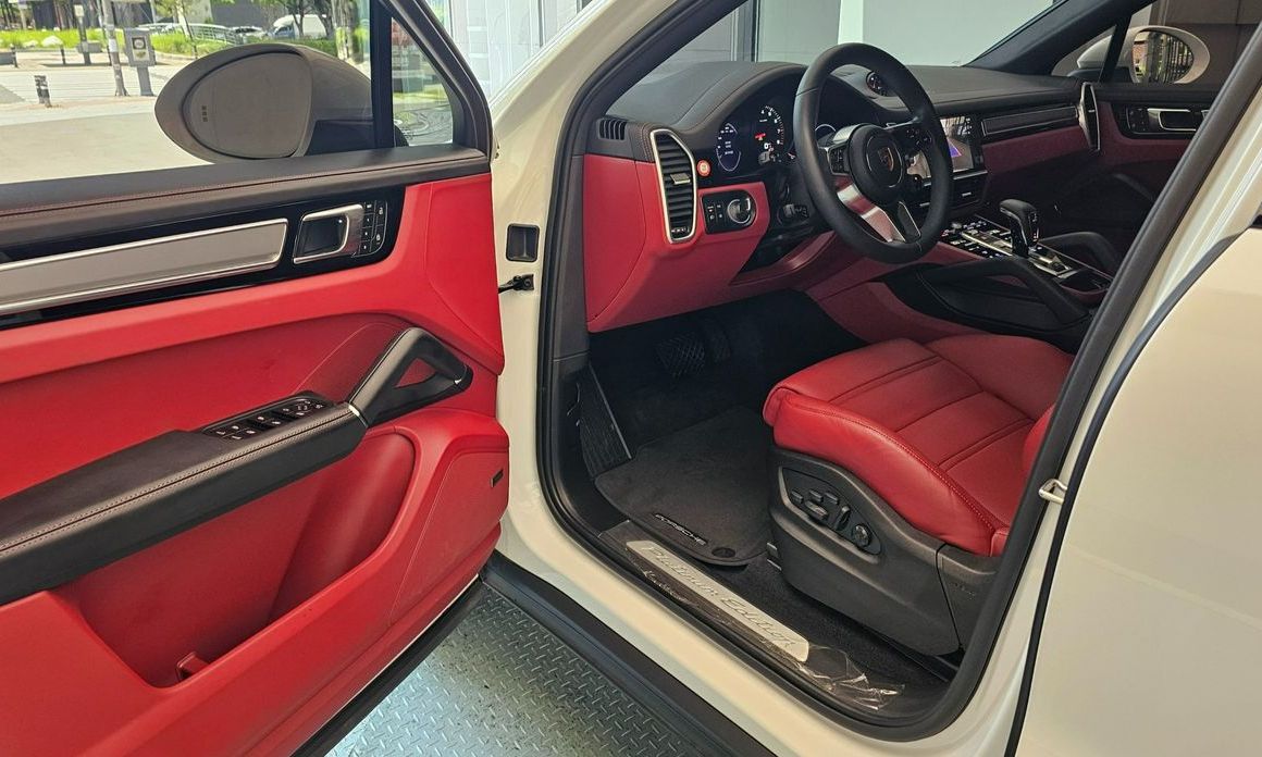 Porsche Cayenne 2023