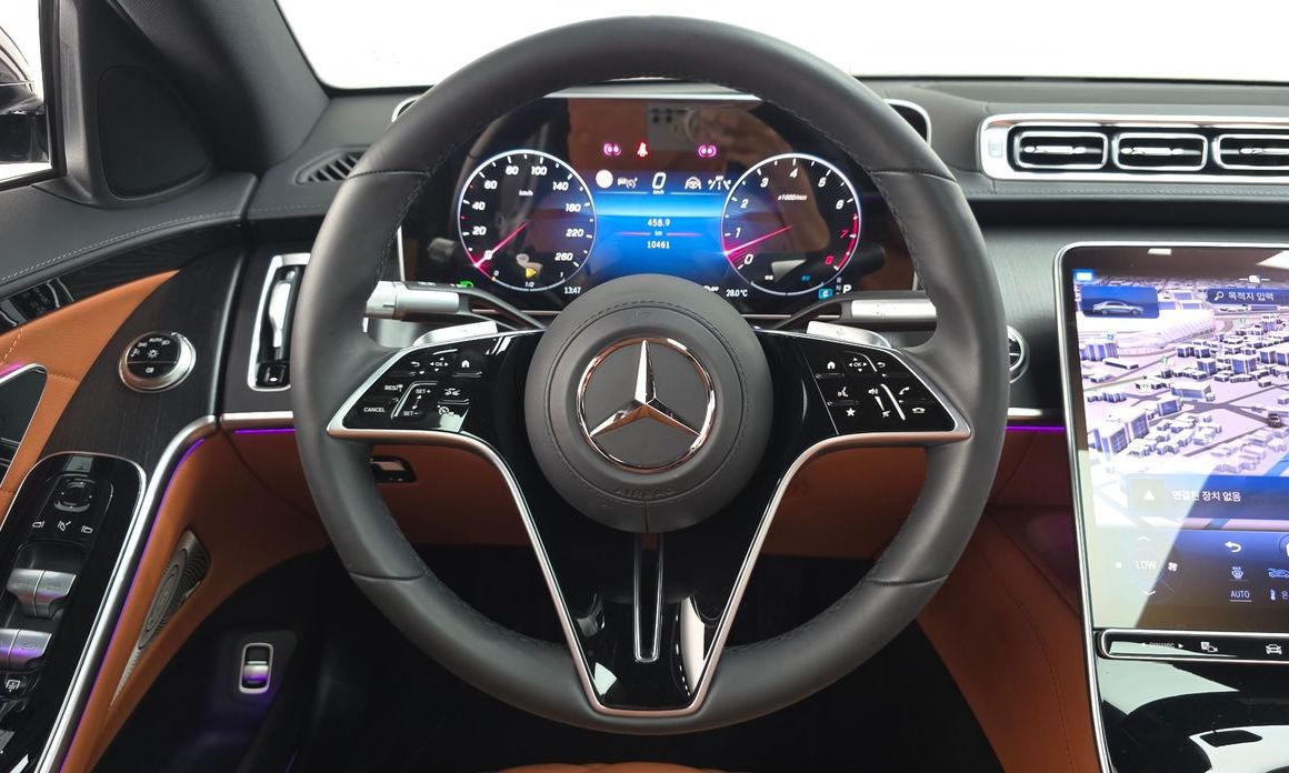 Mercedes-Benz S-Class 2025