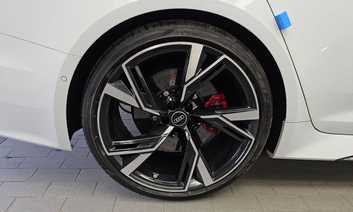 Audi RS6 2023