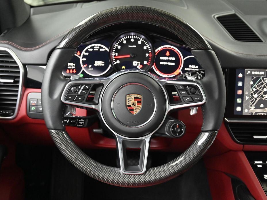 Porsche Cayenne 2022