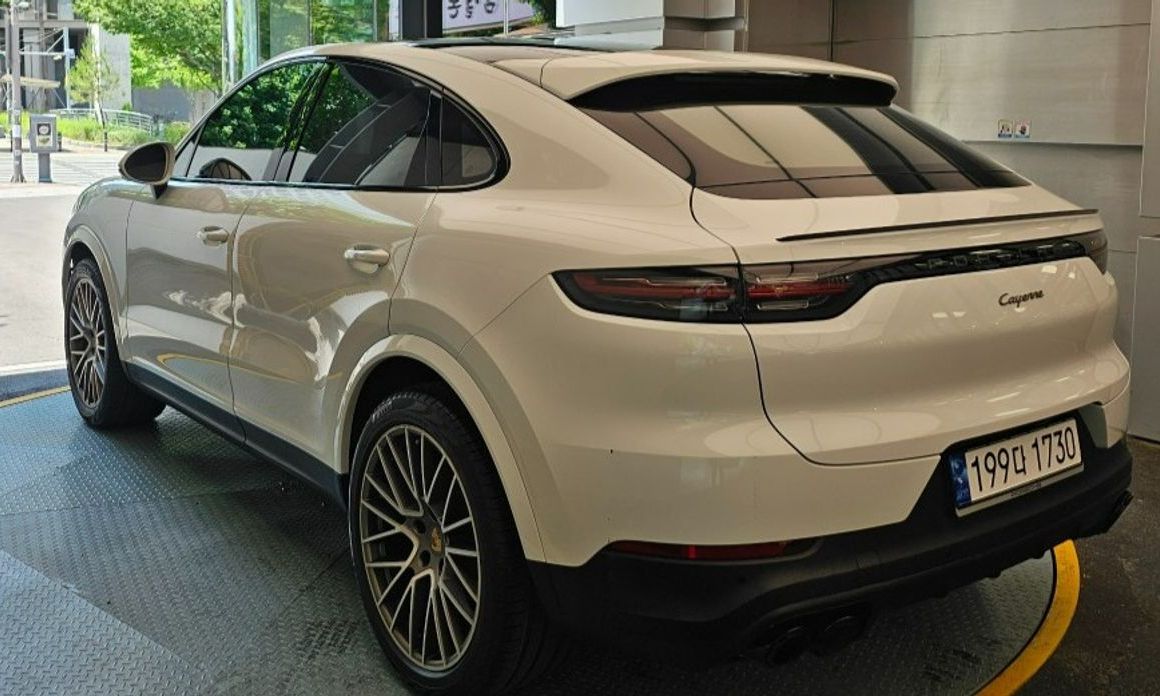 Porsche Cayenne 2023