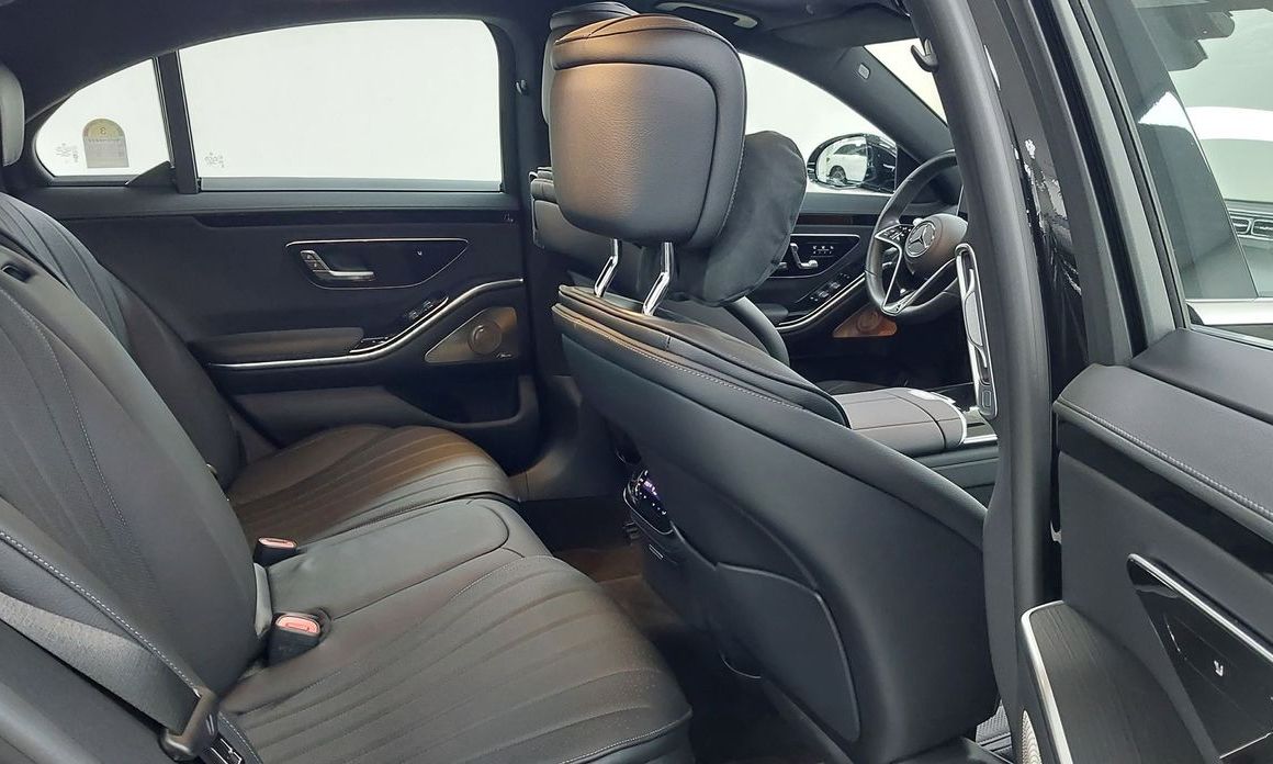 Mercedes-Benz S-Class 2025