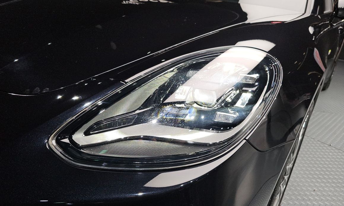 Porsche Panamera 2023