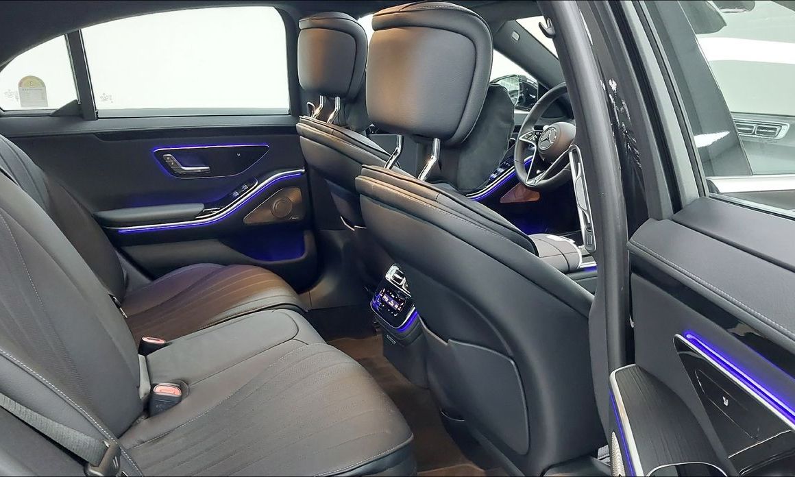 Mercedes-Benz S-Class 2025
