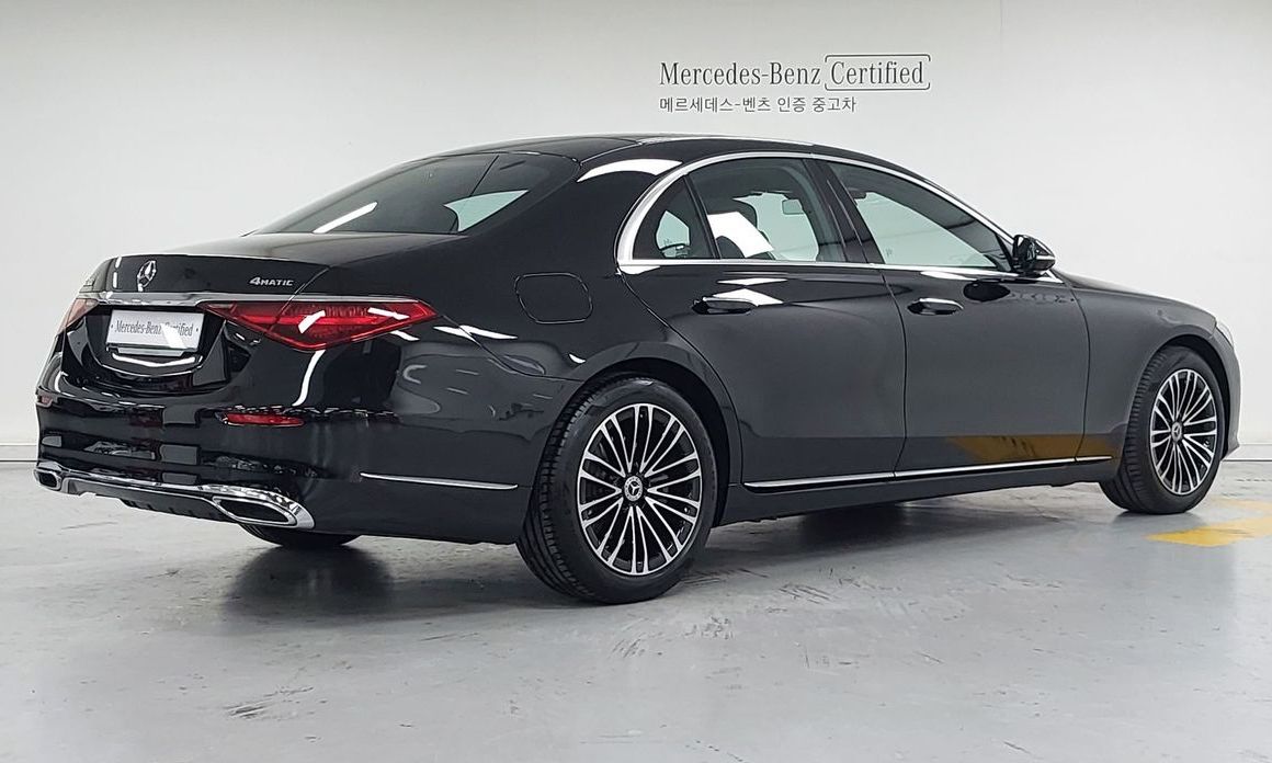 Mercedes-Benz S-Class 2025