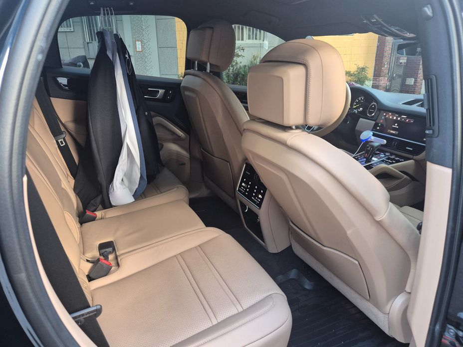 Porsche Cayenne 2023