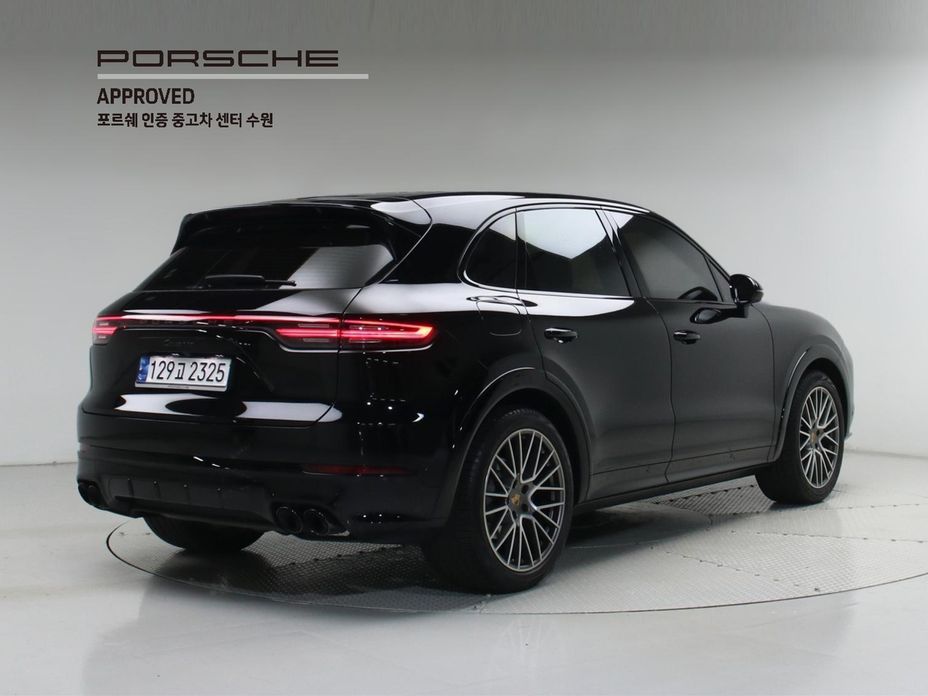 Porsche Cayenne 2022
