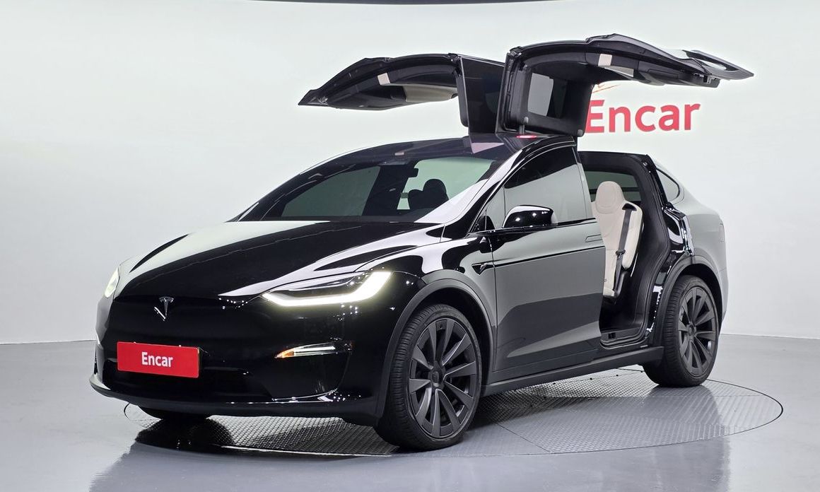 Tesla Model X 2023
