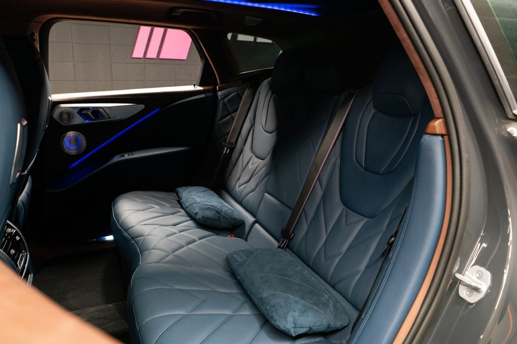 BMW XM 2024