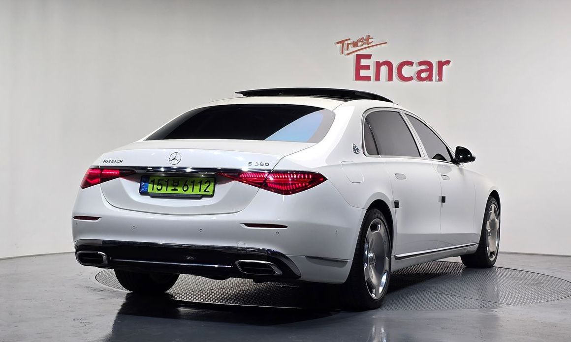 Mercedes-Benz S-Class 2023
