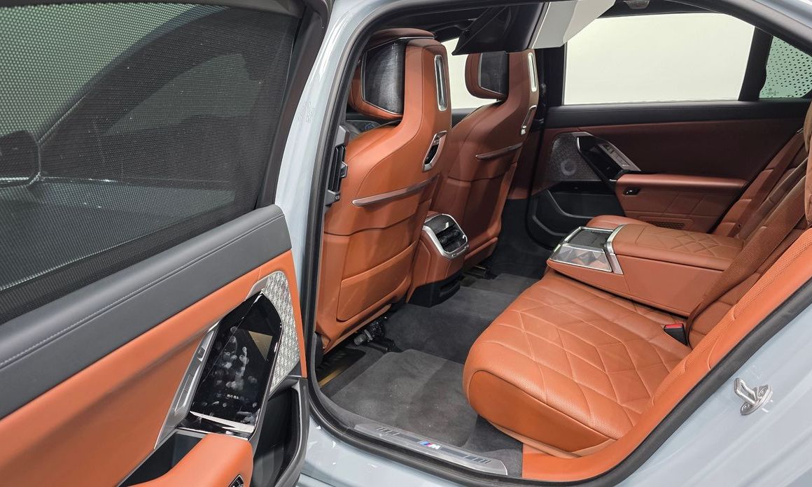 BMW i7 2023