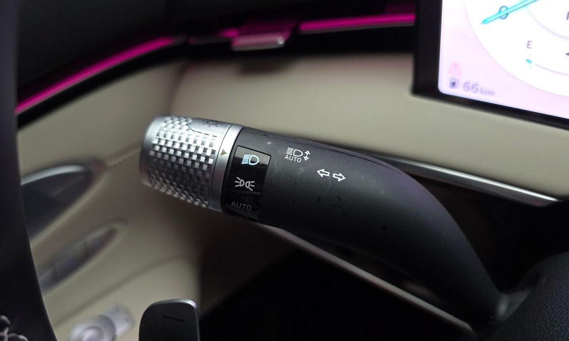 Genesis GV70 2025