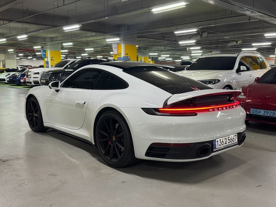 Porsche 911 2024