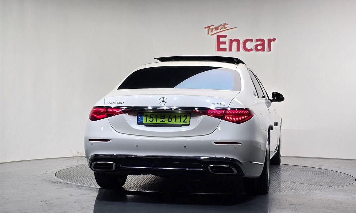 Mercedes-Benz S-Class 2023