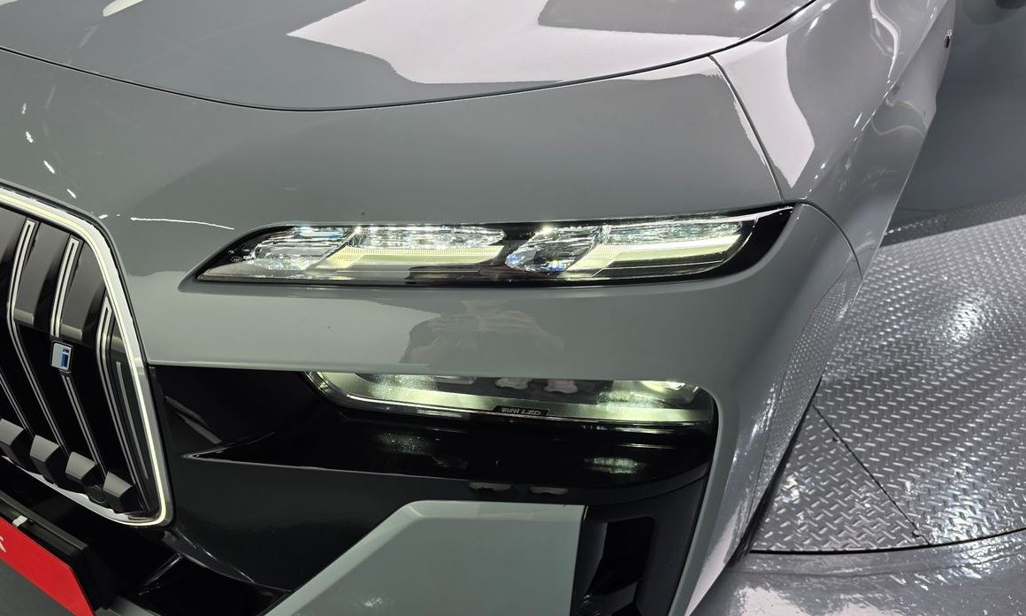 BMW i7 2023