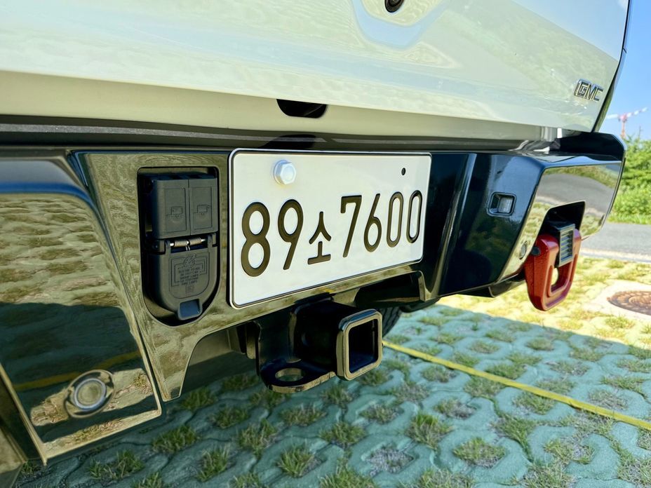 GMC Hummer EV 2024