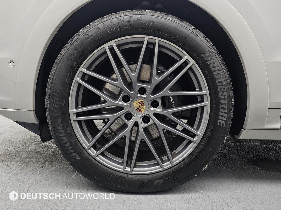 Porsche Cayenne 2024