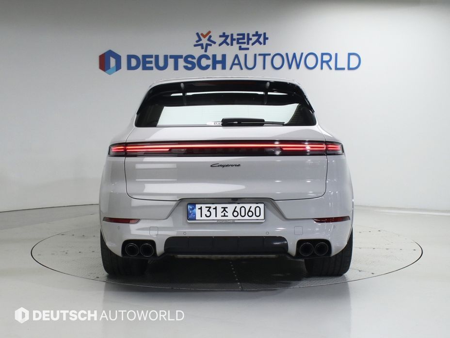 Porsche Cayenne 2024